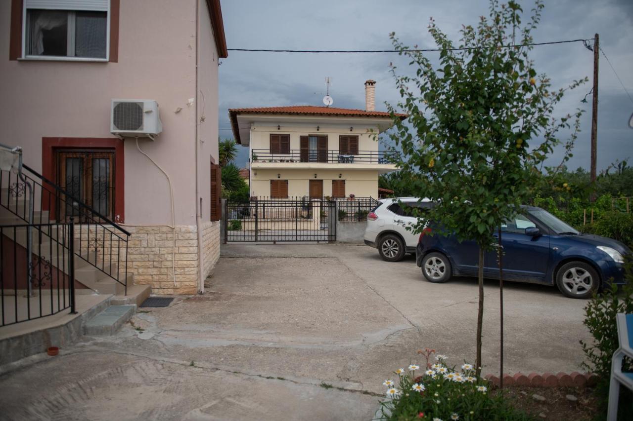Agrikia Tis Vasilikis Apartment Ormilia Luaran gambar